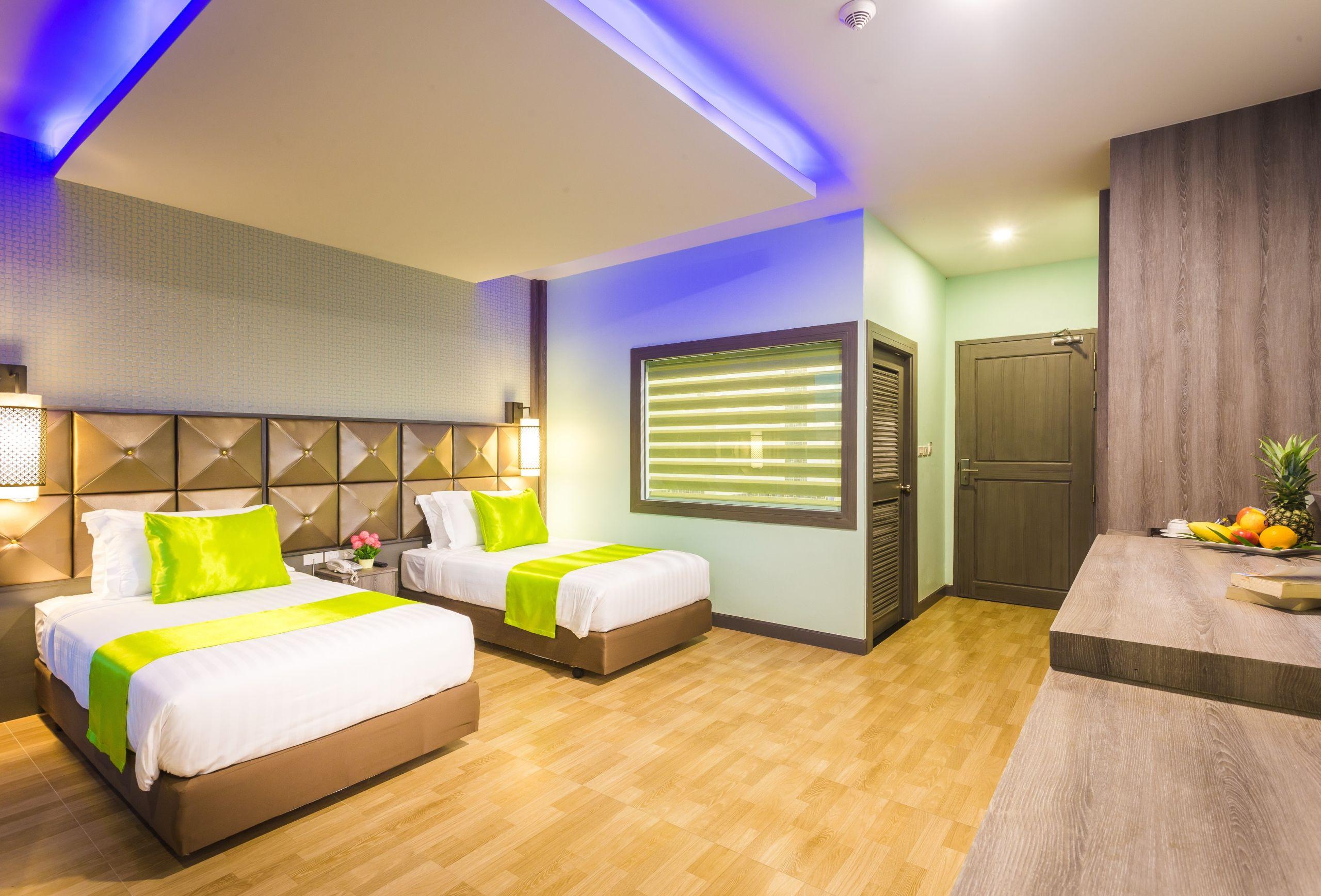添加升级酒店&Spa中心 Patong 外观 照片