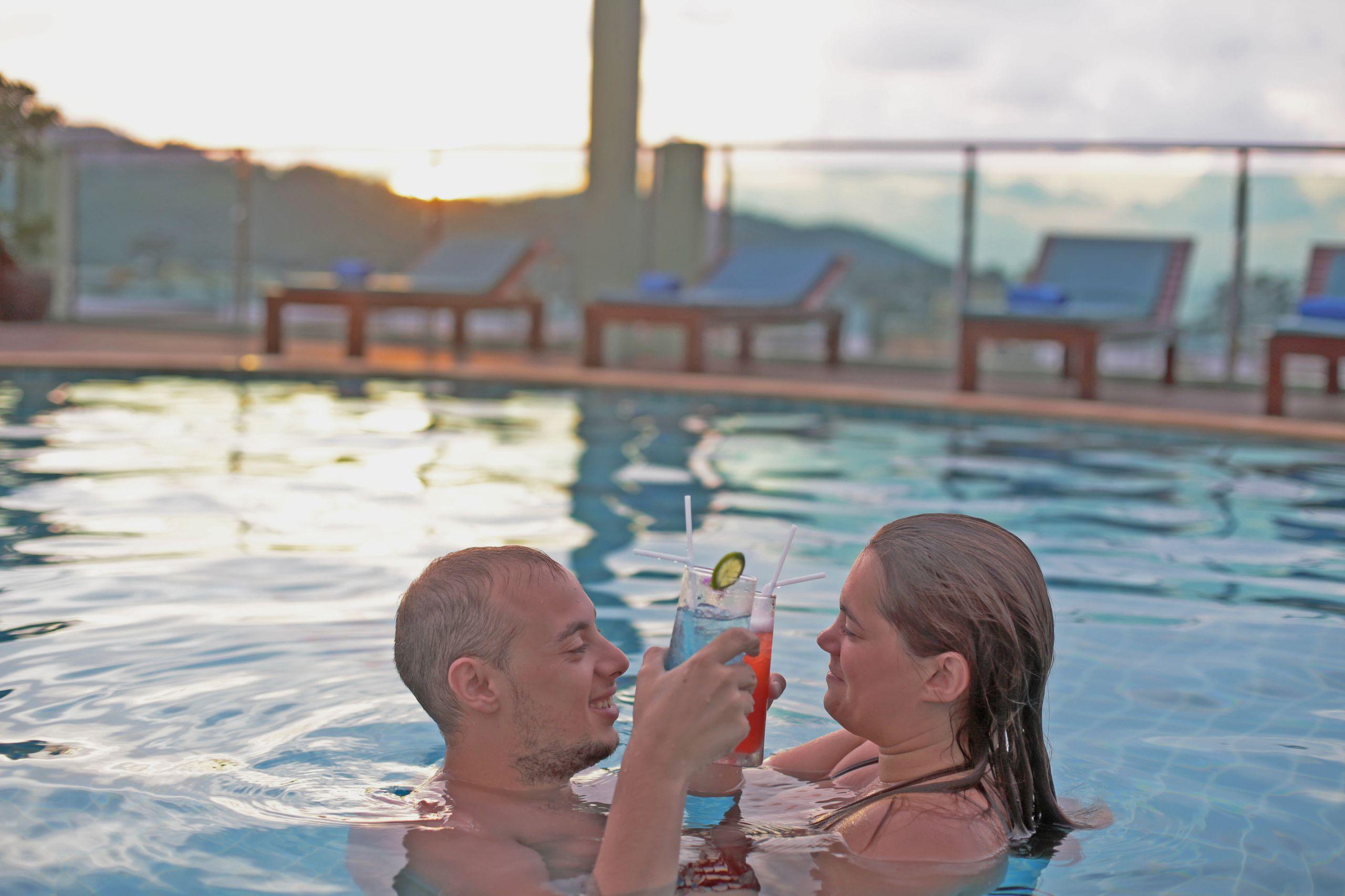 添加升级酒店&Spa中心 Patong 外观 照片